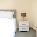 Luxurious House Jaubelli Platanion