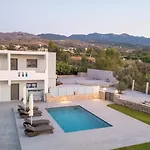 Luxurious House Jaubelli