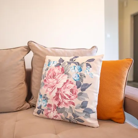 Luxurious House Jaubelli Platánion