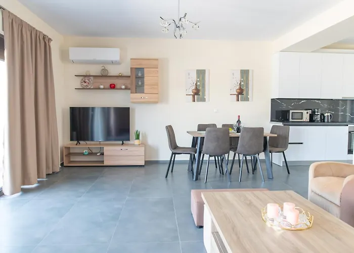 Luxurious House Jaubelli וילה Platánion