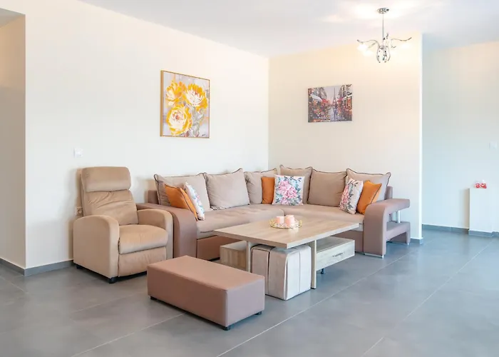 Luxurious House Jaubelli فيلة *