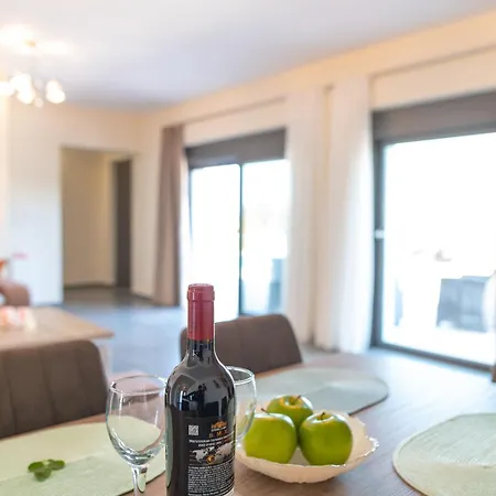 Luxurious House Jaubelli * Platánion