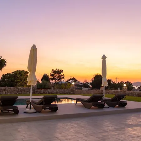 Villa Luxurious House Jaubelli