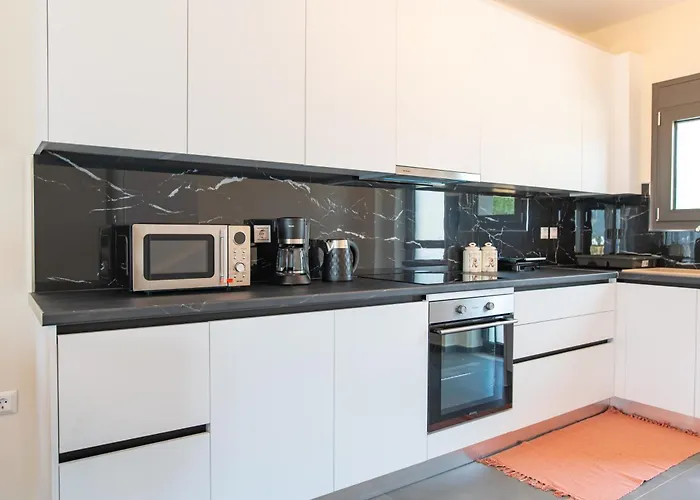 Luxurious House Jaubelli Platáni