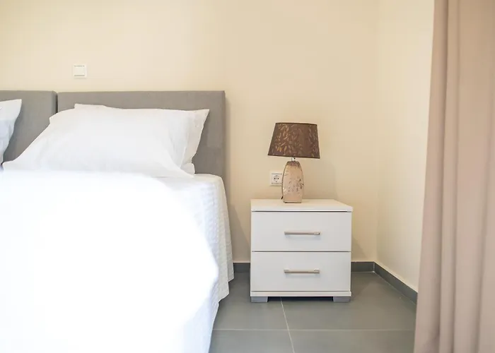 Luxurious House Jaubelli Platáni