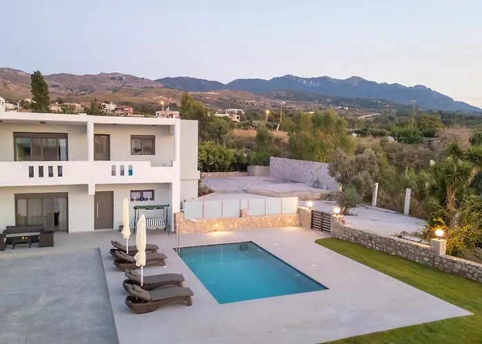 Luxurious House Jaubelli Villa Platáni